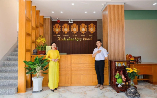 Phuong Khue Hotel