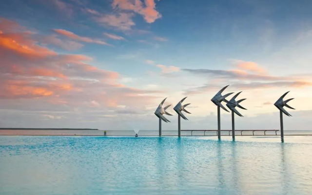 High Chaparral Motel