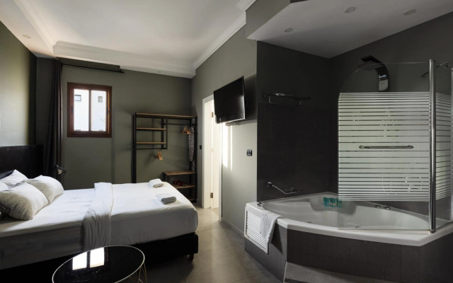 Residence Suites Hotel