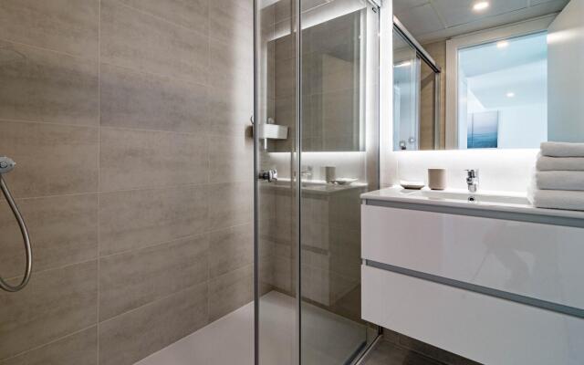 VG13- Modern apartment, 5 min to beach