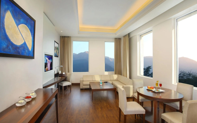 Seyfert Sarovar Premiere