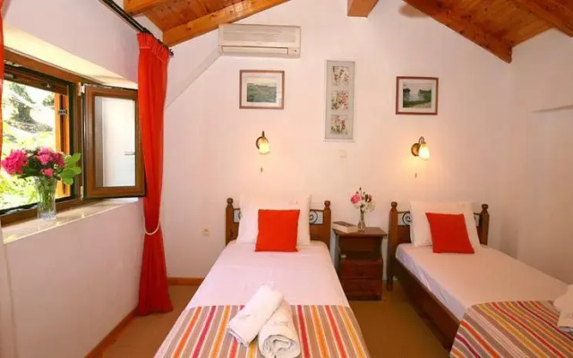Spiti Antigoni