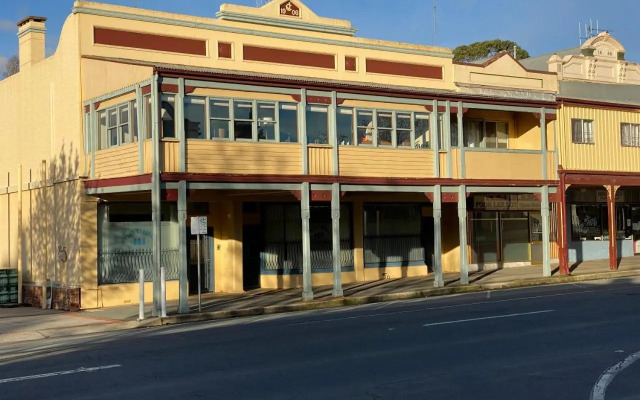 Yass Central Bed & Breakfast