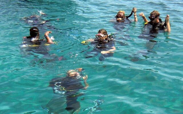 Bunaken Sea Garden Resort And Diving Center
