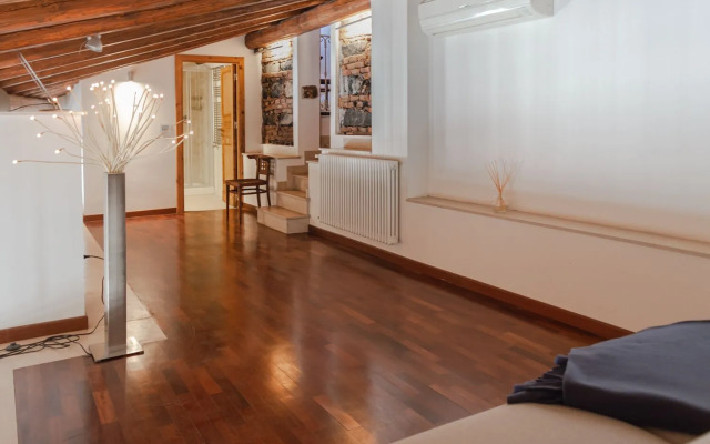 Santa Domenica Guest House