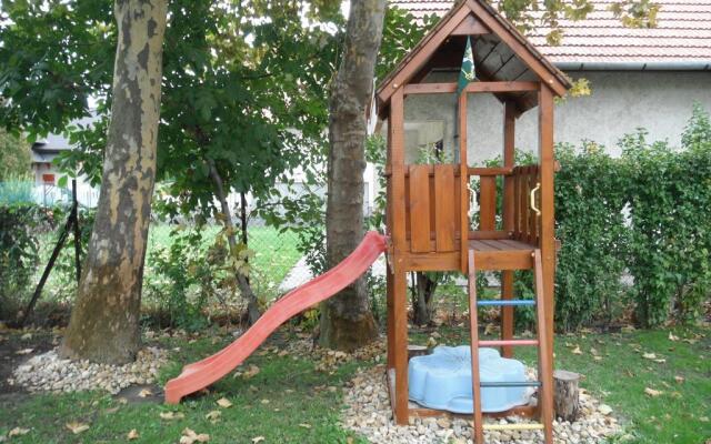 Csokonai guesthouse