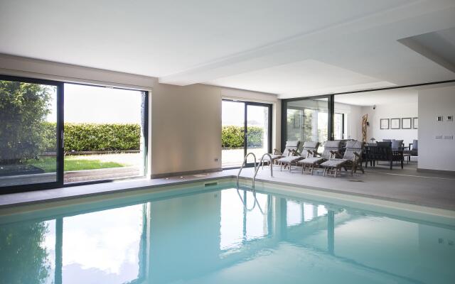 Suite & Pool Como