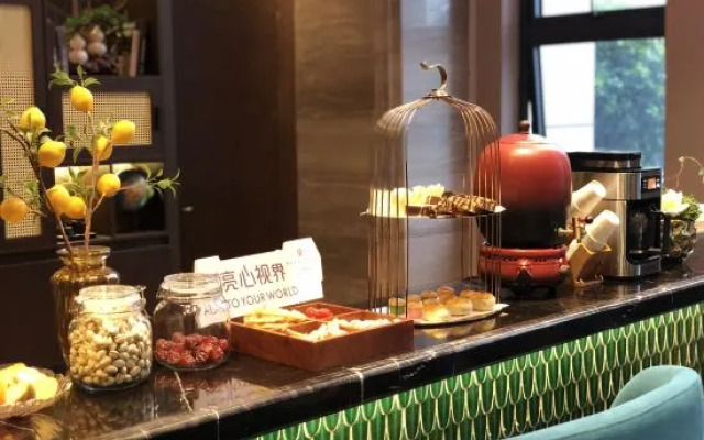 Metropolo Hotels