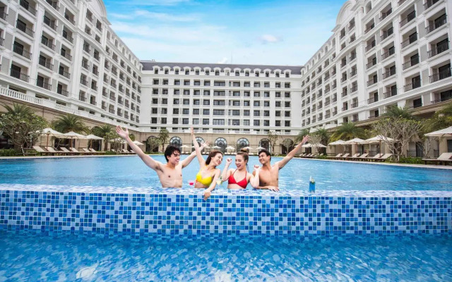 Vinholidays Fiesta Phu Quoc