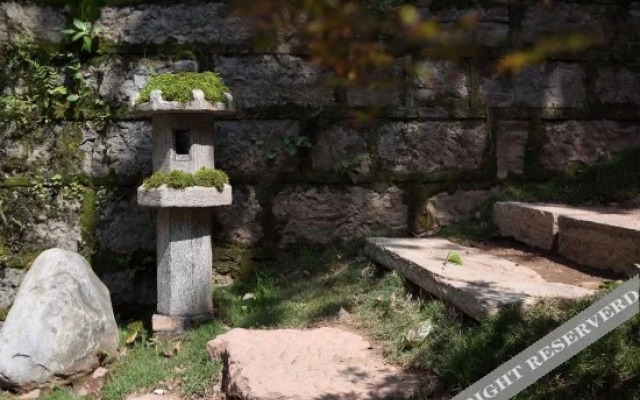 QingXi Zen Courtyard Retreat in Fenghuang
