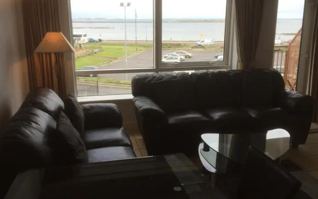 12 Monterey Court Self-Catering