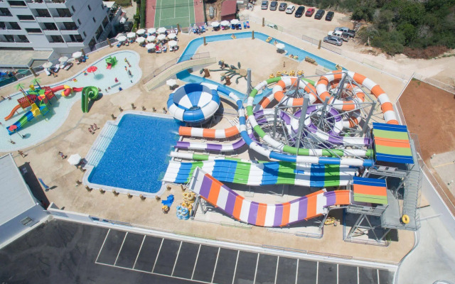 Tofinis Hotel