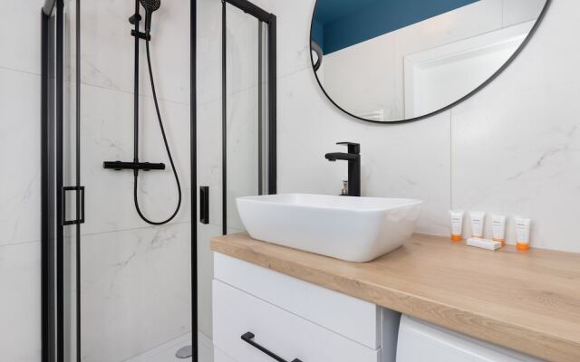 Studio Fahrenheit in Gdańsk by Renters