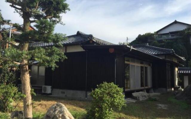 Guesthouse&Cafe Usukiya