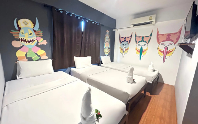 Hide Bangkok Hostel