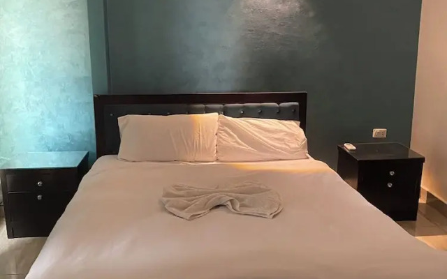 Tut Pyramids View Hotel