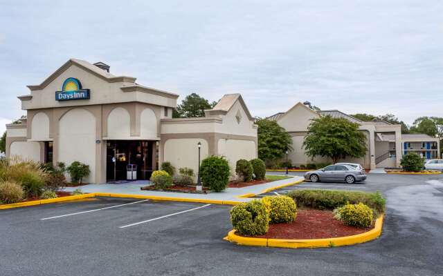 Days Inn by Wyndham Salisbury