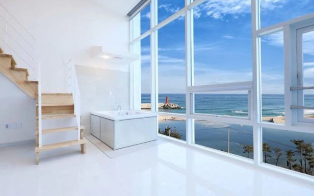 Gangneung Healing Yearn Pension