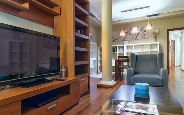 Friendly Rentals Rosales II