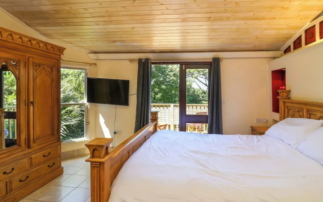 Bay Tree Lodge 35