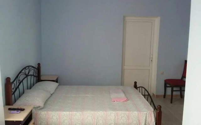 Angelica Guest House
