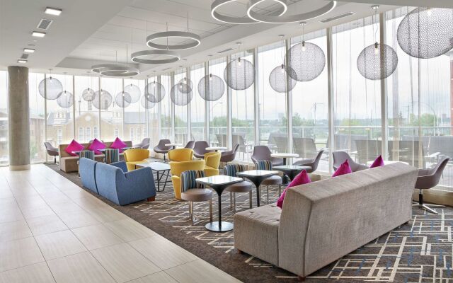 DoubleTree by Hilton Edmonton Downtown