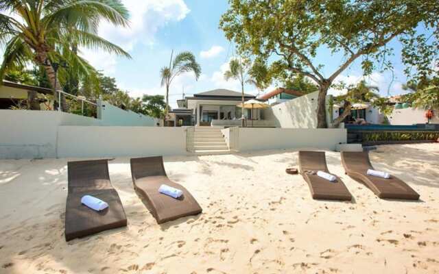7 Bed Beautiful Beach Front Villa