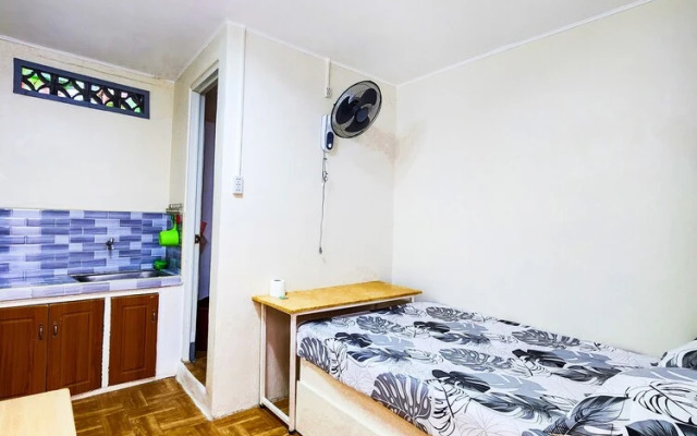 Serene 2BR Escape Poolside Bliss