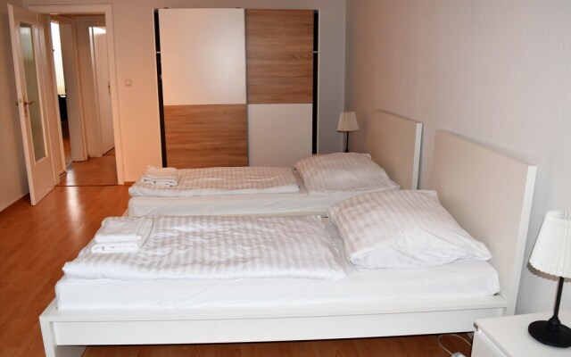 Ferienwohnung Neuss Schillerstrasse