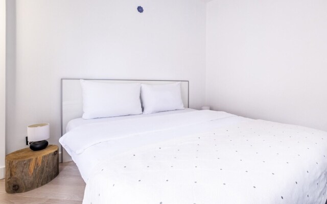 Central Flat Close to Macka Park in Visnezade