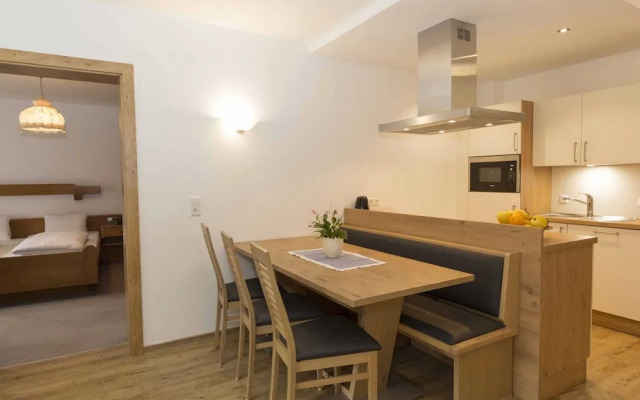 Lovely Apartment on a Farm in Radstadt