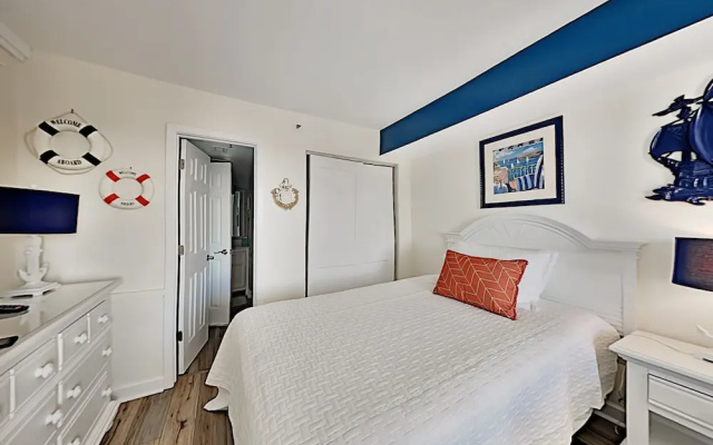 1559gran 3 Bedroom Condo