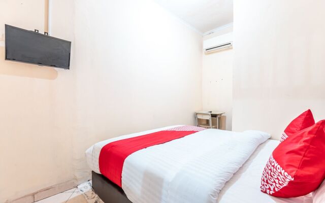 OYO 2070 Kamarku Bagus