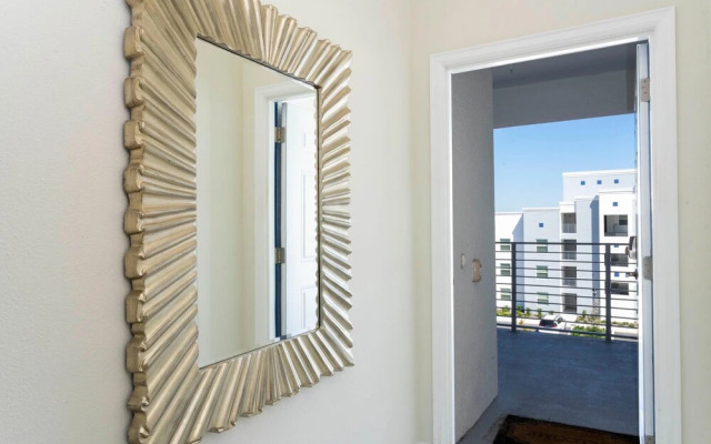 3180 PC - 402 - Storey Lake