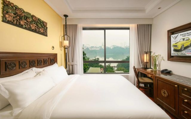 Lucien Hanoi Lakeside  & Rooftop