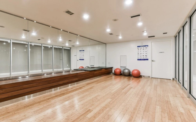 Iceboat Terrace Luxury Condos