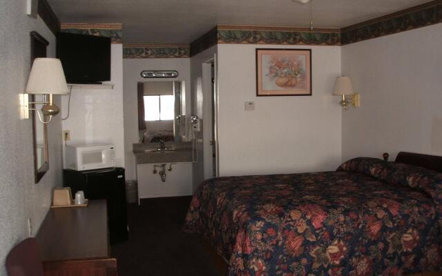 Camlot Inn