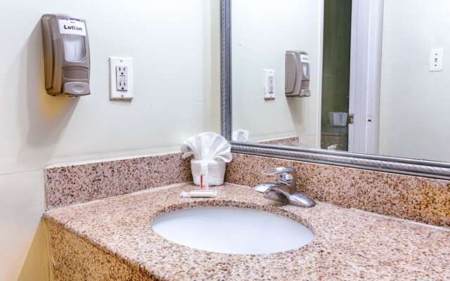 Travelodge Phoenix Downtown