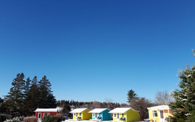 Atlantic View Motel and Cottages