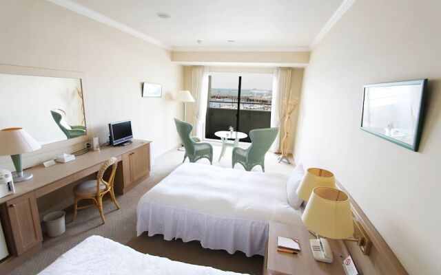 Hotel Laguna Hill