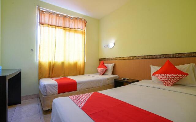 OYO 2255 Hotel Triantama