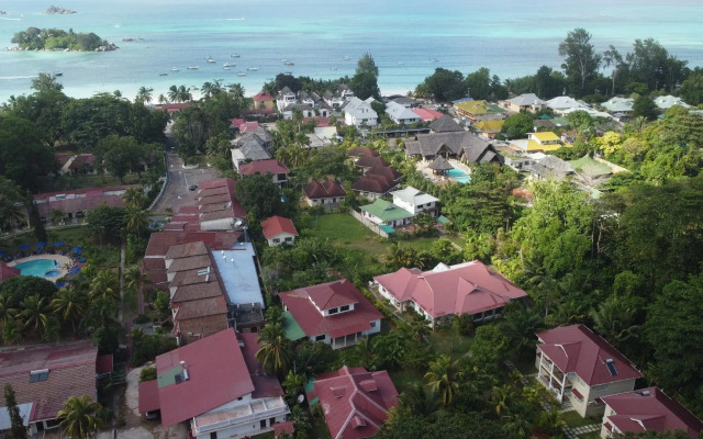 Villa Rafia Guesthouse