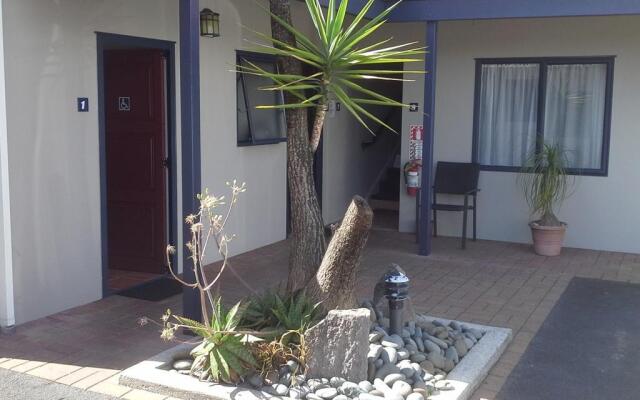 Palm Court Motel