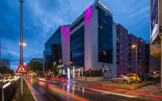 Atrium Hotel