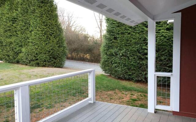 The Farmhouse at Wolfehaven