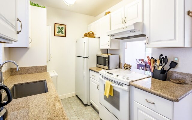 Pacific Shores B406 by RedAwning