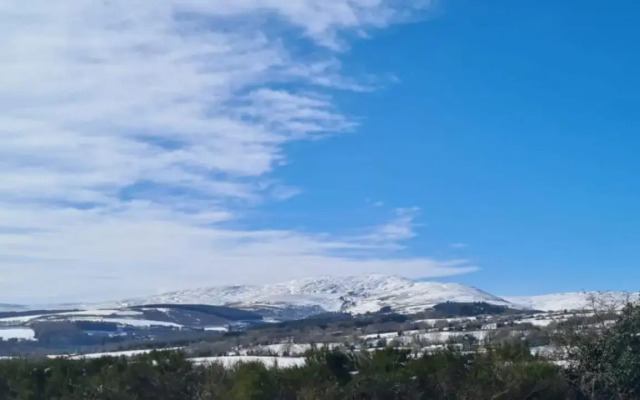 Scarr View 1st floor Apartment