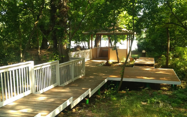 Творческий глэмпинг Скворечник