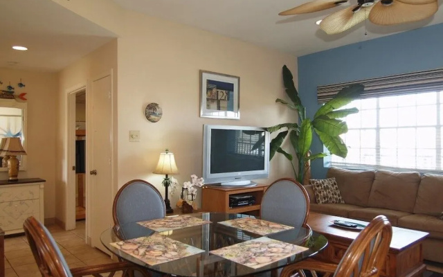Island 36 2 Bedroom Condo