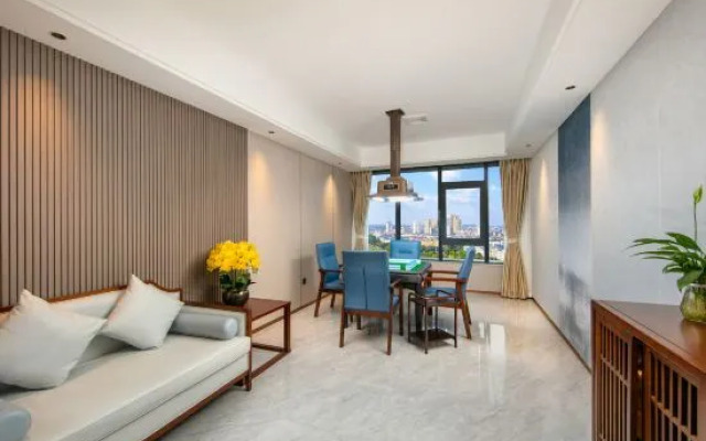 Vienna International Hotel (Xichang Qionghai Wetland Wanda Plaza Store)